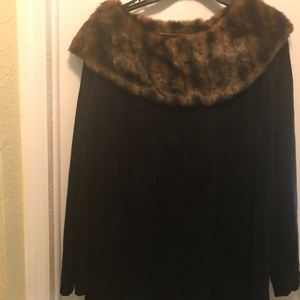 Black sweater with mink collar